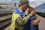 "Чи довелося вбити ворога?": які питання не слід ставити військовим, котрі повернулися з передової