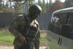 З "євроблях" у бойові "бандеромобілі": як волонтер із Кропивницького постачає машини для ЗСУ