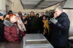 "За день до запуску раптом команда – закрити": влада блокує роботу пекарні в Херсоні, яка забезпечуватиме людей безплатним хлібом 
