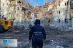 Ракетный удар по многоэтажке в Запорожье: из-под завалов достали еще два тела – ГСЧС