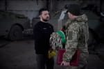 Зеленський відвідав передові позиції українських військових на Бахмутському напрямку