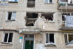 рашисты обстреляли Купянск – попали снарядом в пятиэтажку – ОГПУ