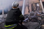Ворог уночі обстріляв Кривий Ріг: ударив по підприємству й адмінбудівлі – є потерпілі