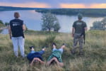 Форсували Дністер на надувному матраці: прикордонники затримали двох чоловіків, які намагалися потрапити до Молдови