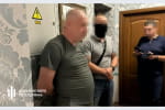 "Непридатний" за $10 тисяч: ДБР затримало голову ВЛК, який допомагав ухилянтам 