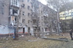 рашисты обстреляли жилые дома в центре Херсона