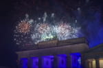 Громкие фейерверки и шампанское: как мир встретил 2024 год