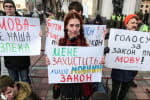 Українська мова – це основа державності, і ми не дозволимо її послабити – Порошенко