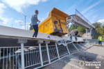На Черкащині пішохідний міст обвалився на вантажівку – трасу до столиці перекрили 