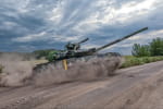 У ЗСУ вперше показали український танк "Оплот" – фото