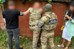 У Тернополі військовослужбовець незаконно продавав автомобілі гуманітарної допомоги