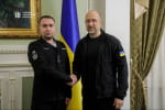 На фоне слухов об уходе: Буданов получил награду от Шмыгаля