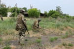 Уберечь жизнь саперов: "Боевая пчелка" собирает на дроны для 711-й отдельной бригады разминирования