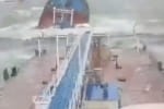 В Керченском проливе тонут два российских танкера