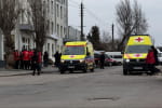Женщина с сумкой подошла к военным: появилось видео взрыва в Николаеве