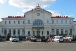 Внаслідок російської атаки пошкоджений залізничний вокзал Херсона