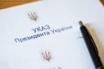 Зеленський ввів у дію санкції щодо викрадачів активів з ТОТ і керівників музеїв рф