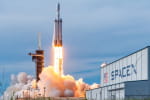 SpaceX готується до запуску місії на МКС: астронавтів з яких країн вперше відправлять на орбіту