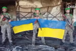 Бійці полку "Скеля" провели зачистку в Костянтинівці та підняли прапор України &ndash; відео