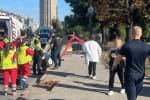Смертельна ДТП у Києві: легковик протаранив маршрутку та влетів у зупинку з людьми, є загиблі (оновлено)