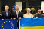 Порошенко призвал Европарламент в срочном порядке обсудить гуманитарную ситуацию в Украине