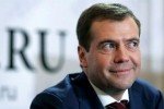 Маєтки, дачі та яхти: у Медведєва знайшли "таємну імперію" – відео та фото