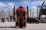 Турецька компанія перетворила автомобіль BMW на робот-трансформер 