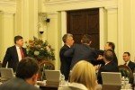На засіданні Погоджувальної ради парламенту побилися Олег Ляшко та Юрій Бойко – відео