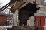 Дірки з кулак та вирви по пояс: російська артилерія продовжує рівняти Водяне із землею