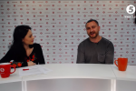 Лідер гурту "СКАЙ" заспівав душевну пісню для глядачів "5 каналу"