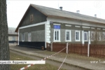 На Буковині тріщить по швах школа XIX ст. – поруч із новою, яку не можуть добудувати