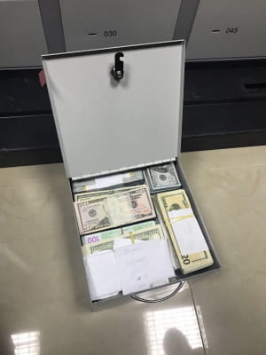 родина колишнього високопосадовця фінансувала тероризм