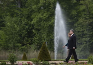 Петро Порошенко та Ангела Меркель у замку Месеберг