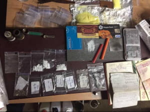 На Київщині в приватному будинку поліція "накрила" нарколабораторію
