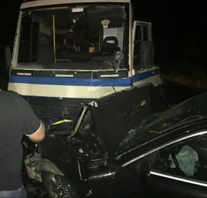 На Одещині п’яний водій BMW влетів в рейсовий мікроавтобус 