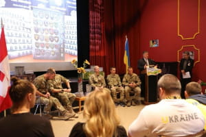 У Канаді презентували книгу про події в зоні АТО