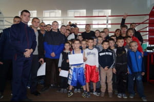 Олександр Усик зустрівся з прикордонниками