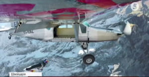 Стрибок з вінгсьютом