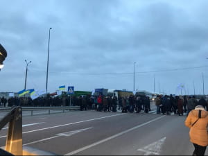 Аграрії перекрили дороги