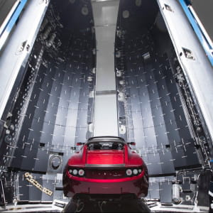 Tesla Roadster в Falcon Heavy
