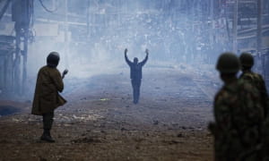 Сутички поліції й протестувальників у Найробі (Кенія). Фото Ben Curtis