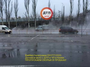 Прорив труби у Києві