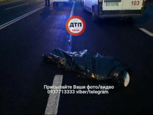 У Кончі-Заспі водій збив жінку та втік