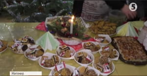 Різдвяна їжа для безпритульних