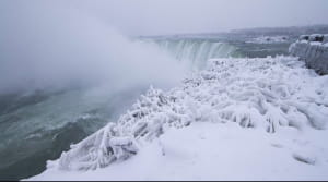 замерз Ніагарський водоспад