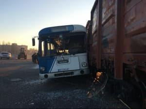 ДТП потяг автобус Одещина