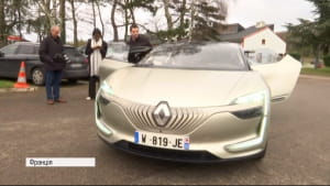 Авто з віртуальною реальністю Renault