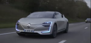 Авто з віртуальною реальністю Renault