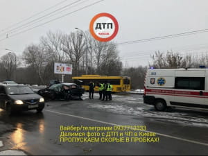 Поліцейський загинув у лобовій аварії