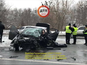 Поліцейський загинув у лобовій аварії